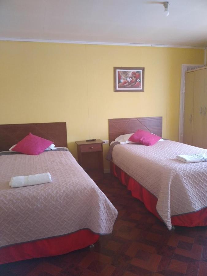 Hostal Geminis ,Phillipi 653 Centro 푸에르토나탈레스 외부 사진